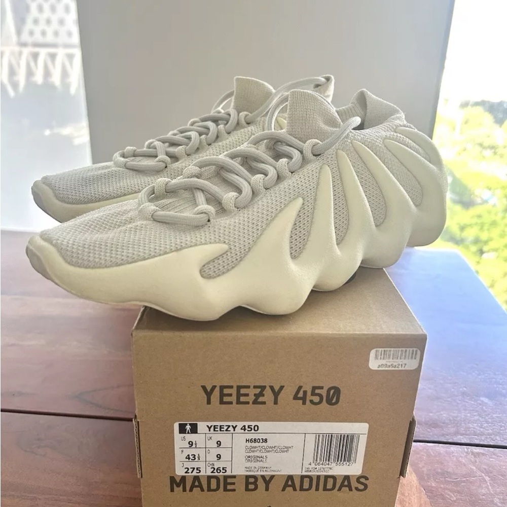 Adidas Yeezy 450 Cloud White Men’s Size 9